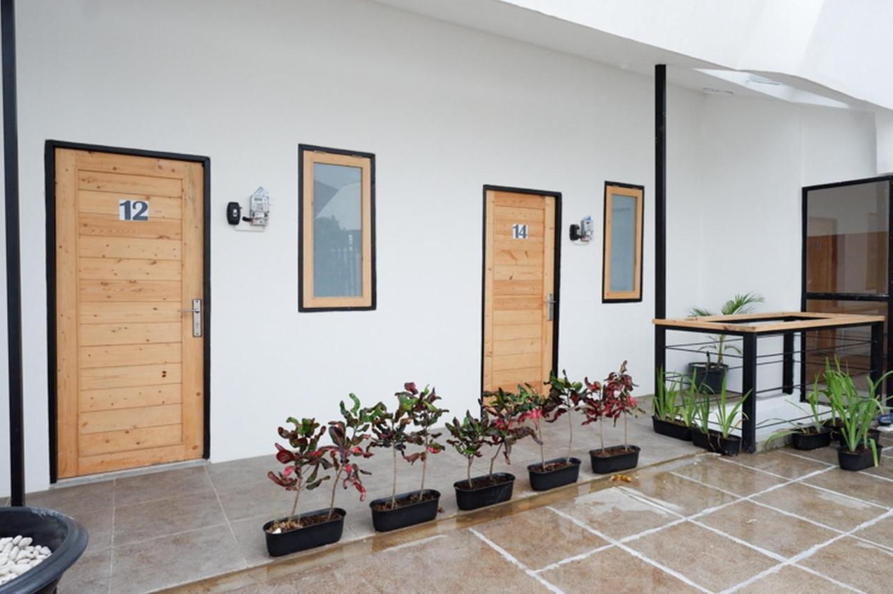 RedDoorz @ Demangan Sari Residence Pakualaman Eksteriør bilde